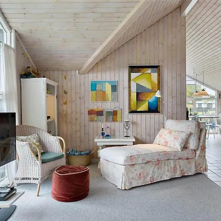 Tv1293-bindslev-tyttebaervej-6 * Bindslev